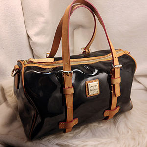 Authentic Black tan Dooney & Bourke Purse handbag